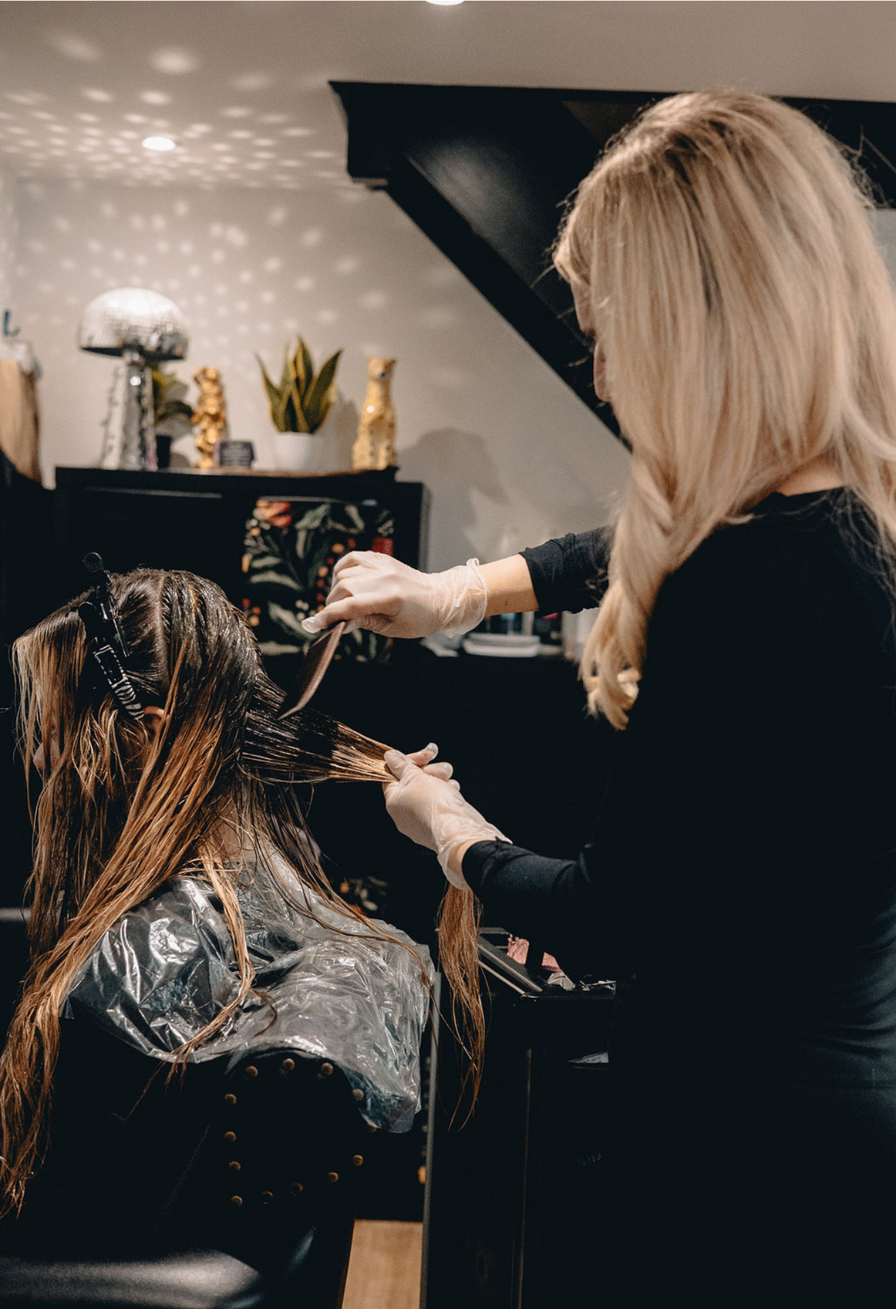 Balayage colour application