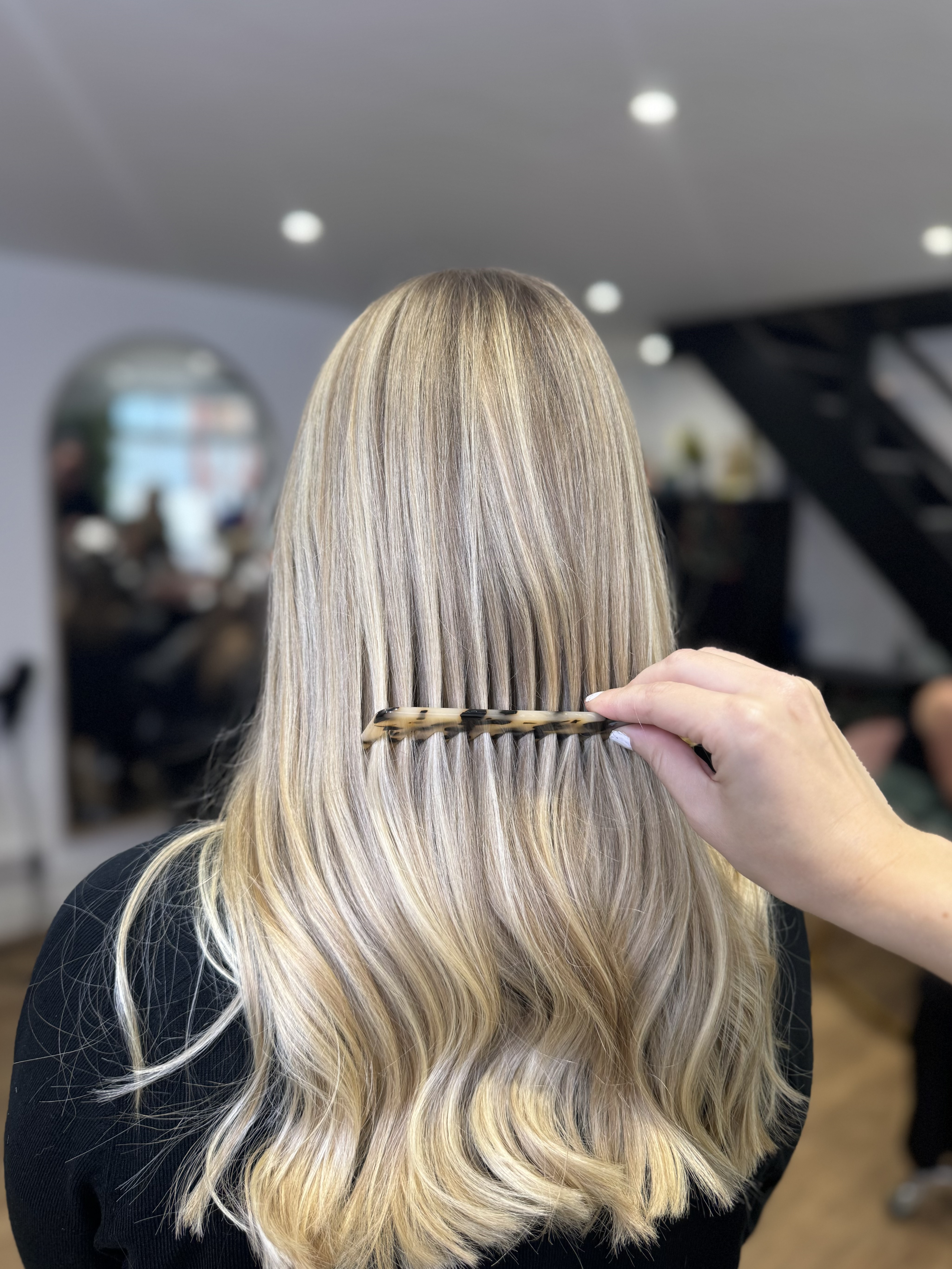 Blonde highlights comb sectioning